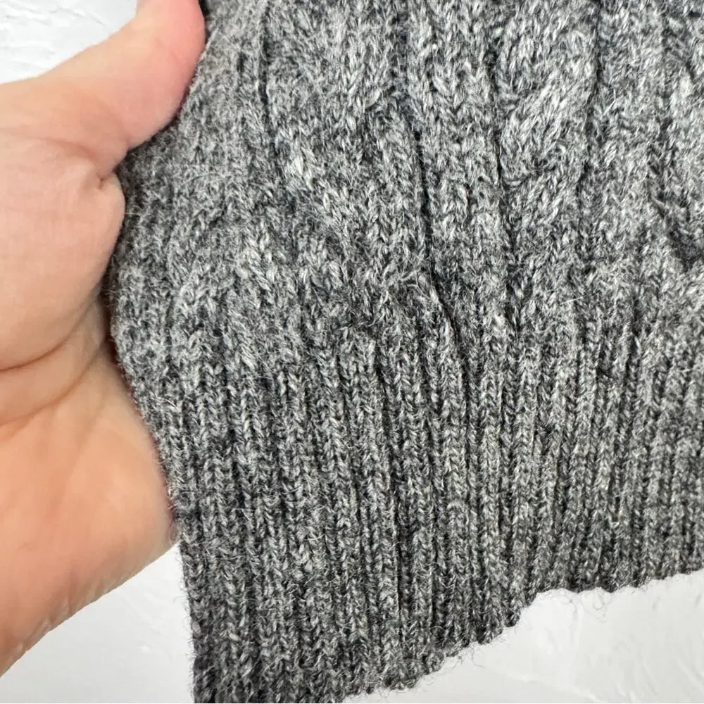 J Crew Vintage Wool Grey Cable Knit Crew Neck Sweater Men’s L Preppy Old Money
